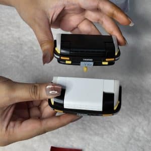 1 PcsFlashlight keychain AE86 Car Key Holder New Gift Wall Mounted Headlight Decor Creative Auto Decoration Key Organizer - Image 3